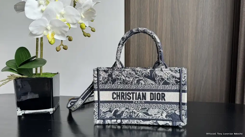 Tony Luxuries MINI diro TOTE-21.5*13*7.5CM BOOK 0516